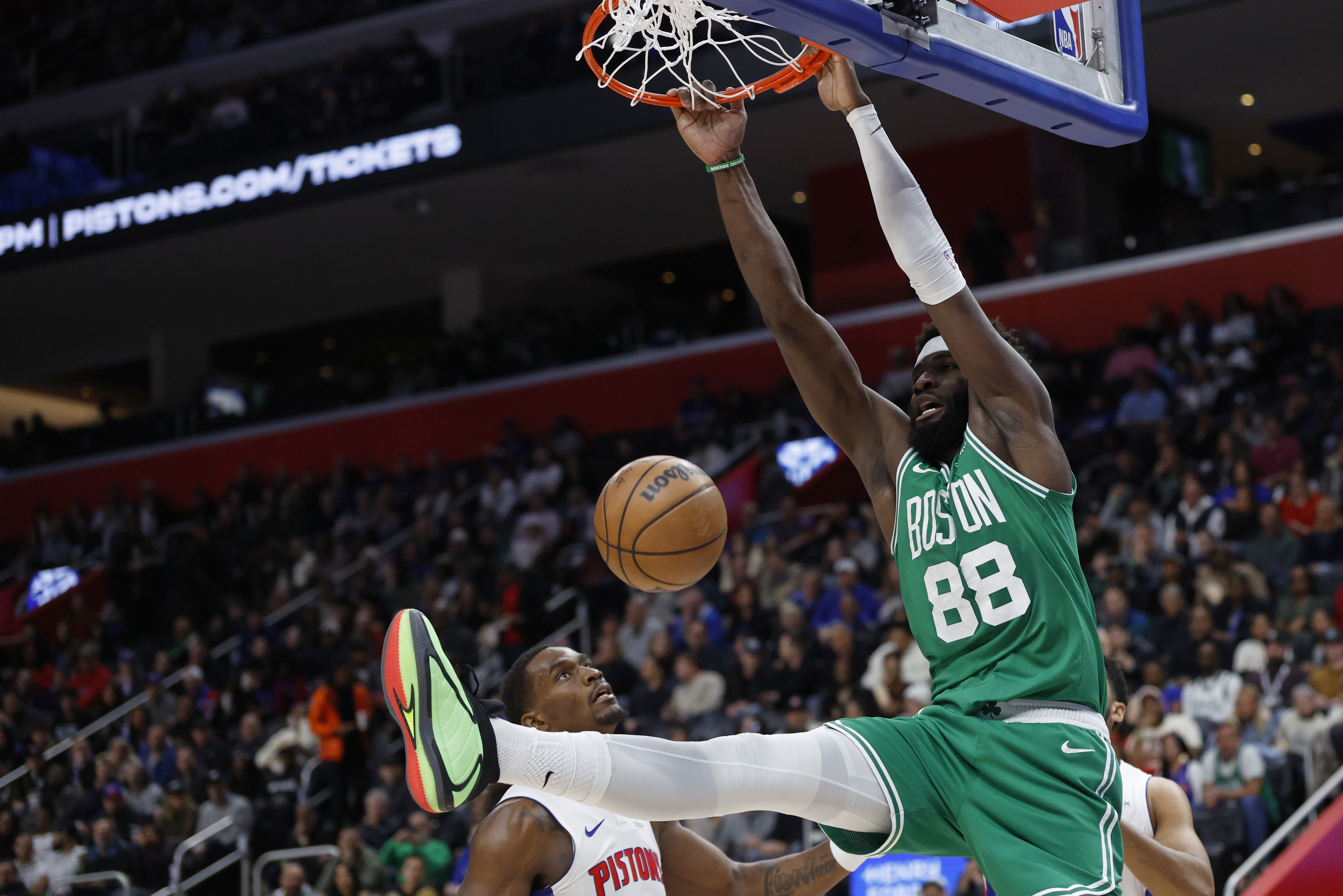 星空体育APP-单场5封盖！布朗：我们非常依赖科塔 他要继续保持这种状态