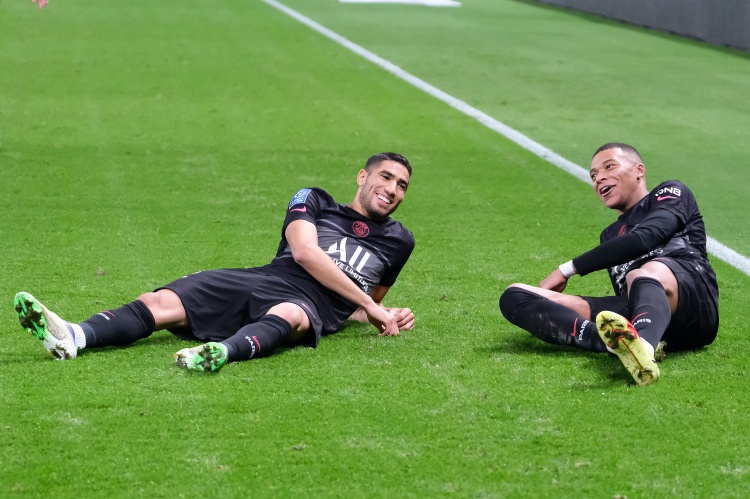 星空体育中国-沙媒：姆巴佩出庭为阿什拉夫作证，说"他善良尊重女性不可能强奸"