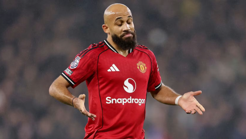 星空体育中国-卡里克的曼联遭纽卡逆转首败，姆贝莫全场梦游成罪人